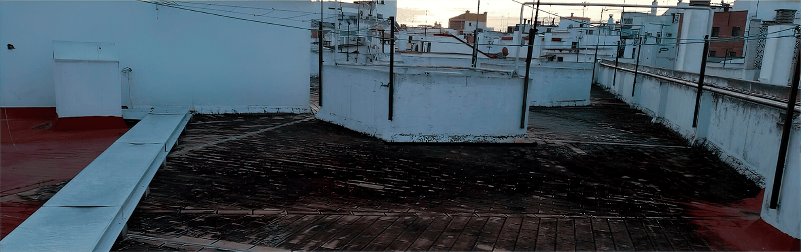 impermeabilización cubierta antes trabajos verticales Cubierta antes de impermeabilización en trabajo vertical sin andamios